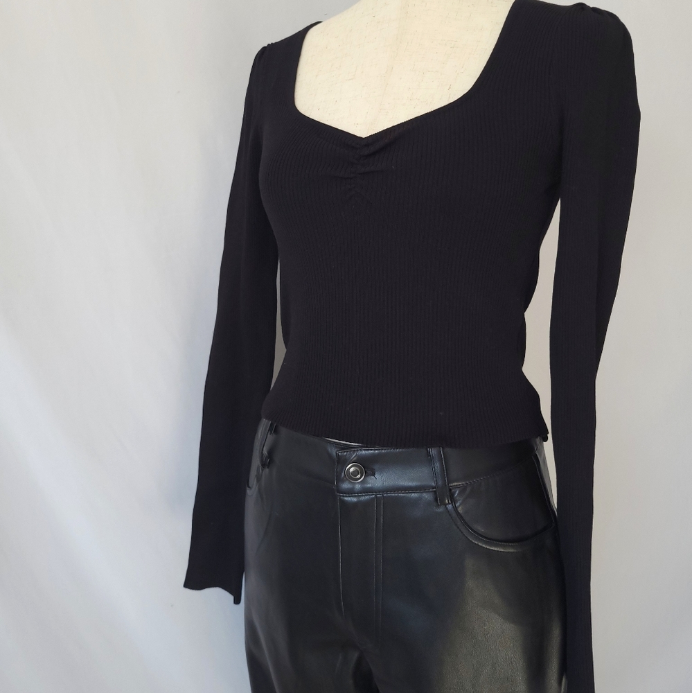 Black Long Sleeve Ribbed Gathered Chest Top